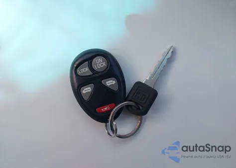 2003 Oldsmobile Silhouette Gls из США, поврежденный, VIN 1GHDX03E73D320251